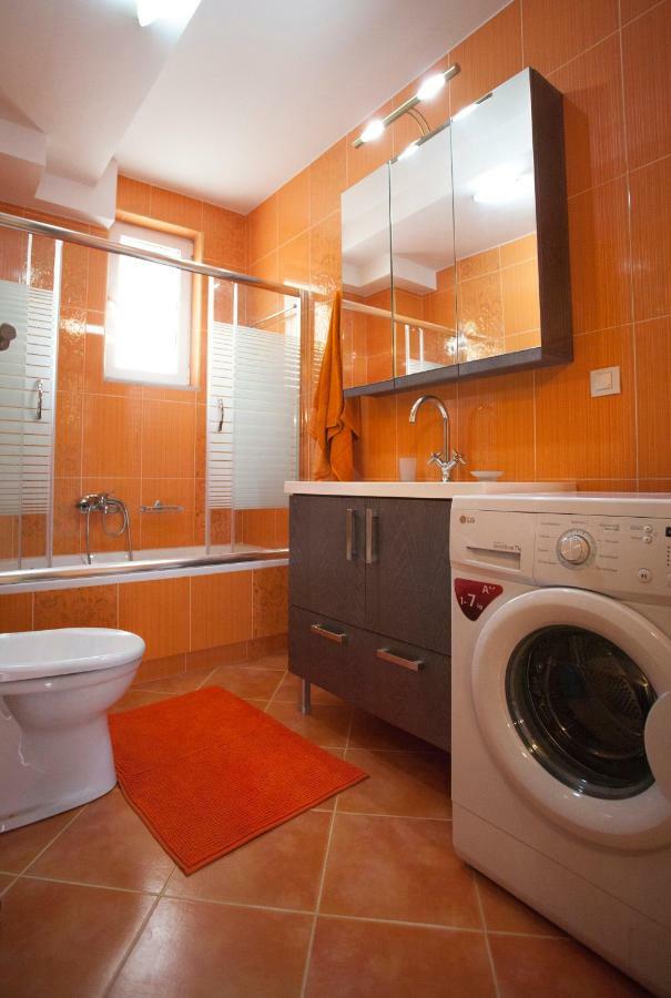Elena & Pelagia Luxury Apartment 罗希姆诺 外观 照片