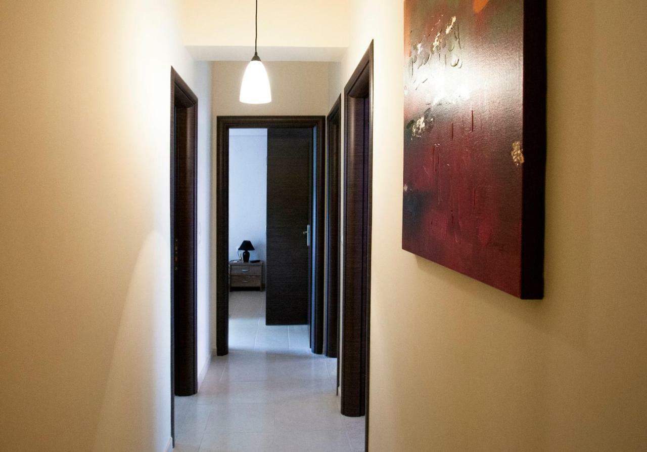 Elena & Pelagia Luxury Apartment 罗希姆诺 外观 照片